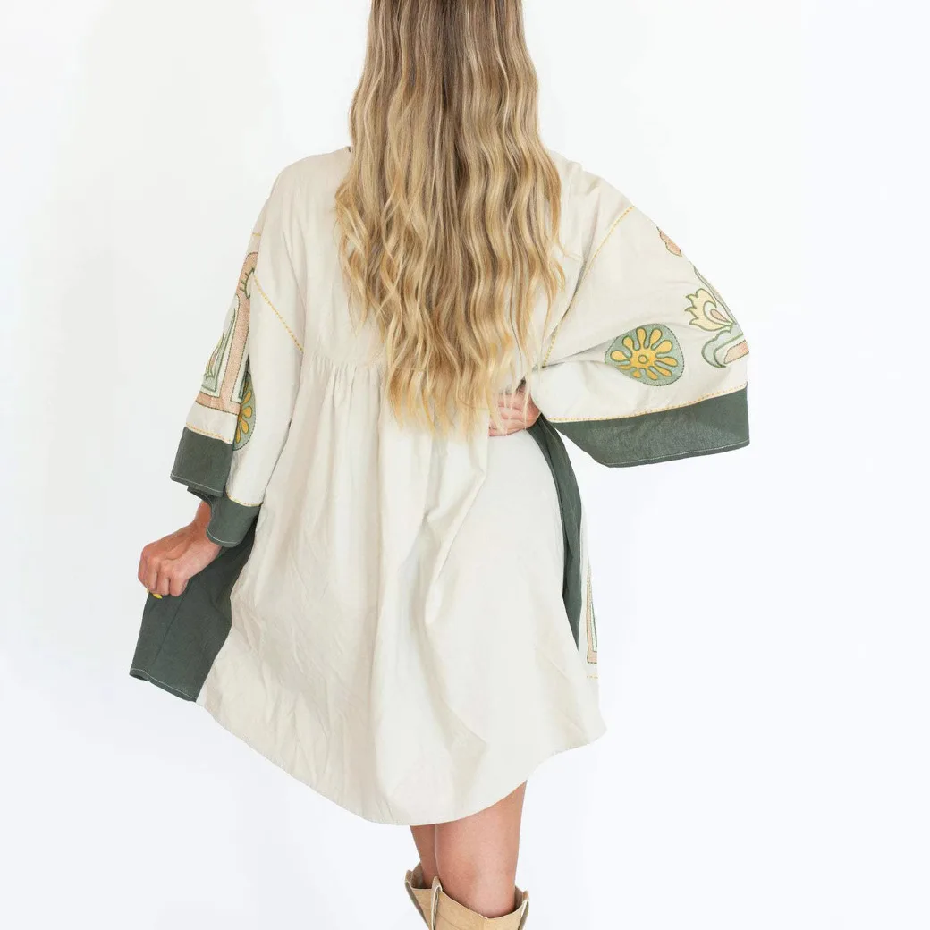 Minivestidos bohemios de algodón y lino con bordado Floral para mujer, Vestidos con mangas acampanadas, vestido informal de talla grande para mujer, bata de verano