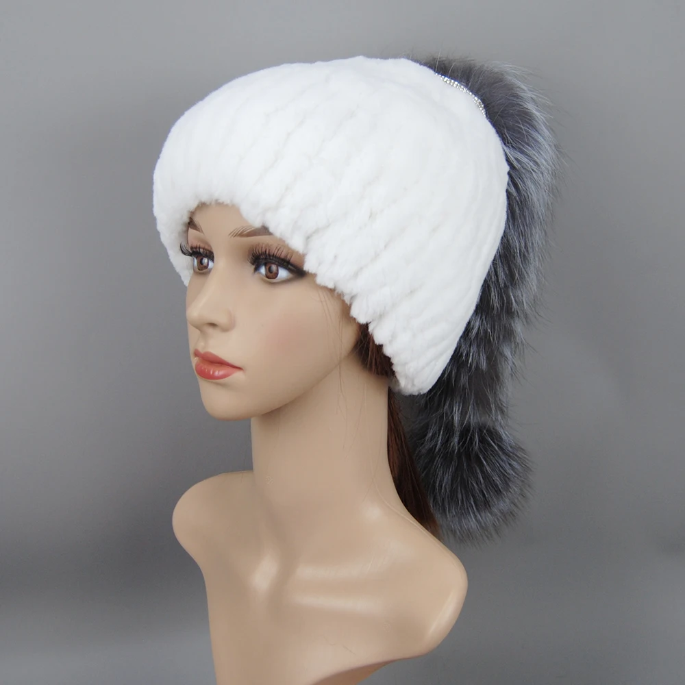 2025 Girls Natural Real Rex Rabbit Fur Skullies Cap Knit Winter Real Fur Hats Hot Russia Women Natural Real Fox Fur Beanies Hat