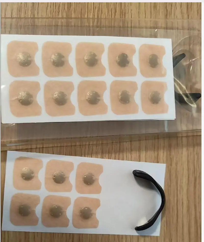 

nasal strips，Hugs nose, zero pinch; one week of quiet—5-star rush!