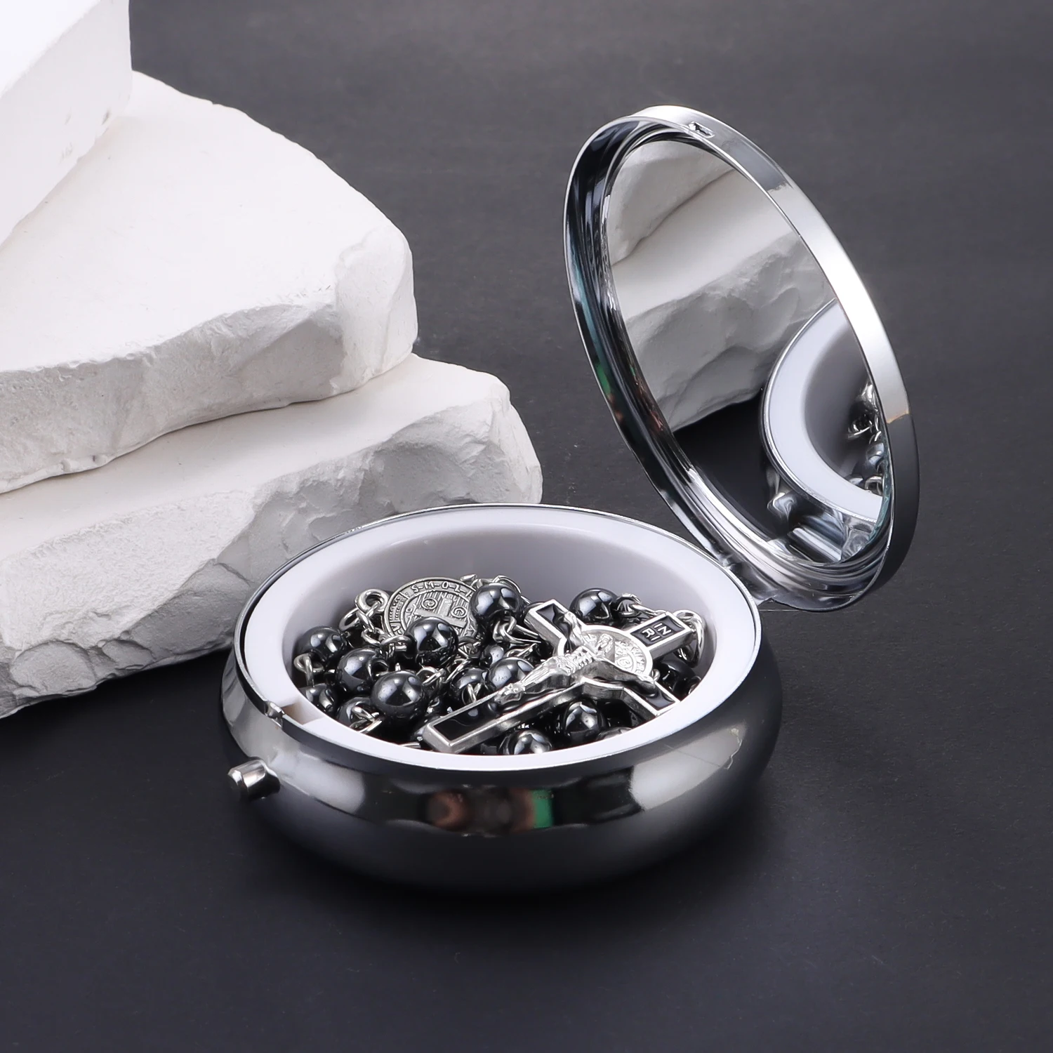 مريم العذراء سبيكة حبات المسبحة يأتي مع صندوق مجوهرات قلادة الصلاة الكاثوليكية سانت بنديكت سبيكة Recuerdos Religiosos هدية