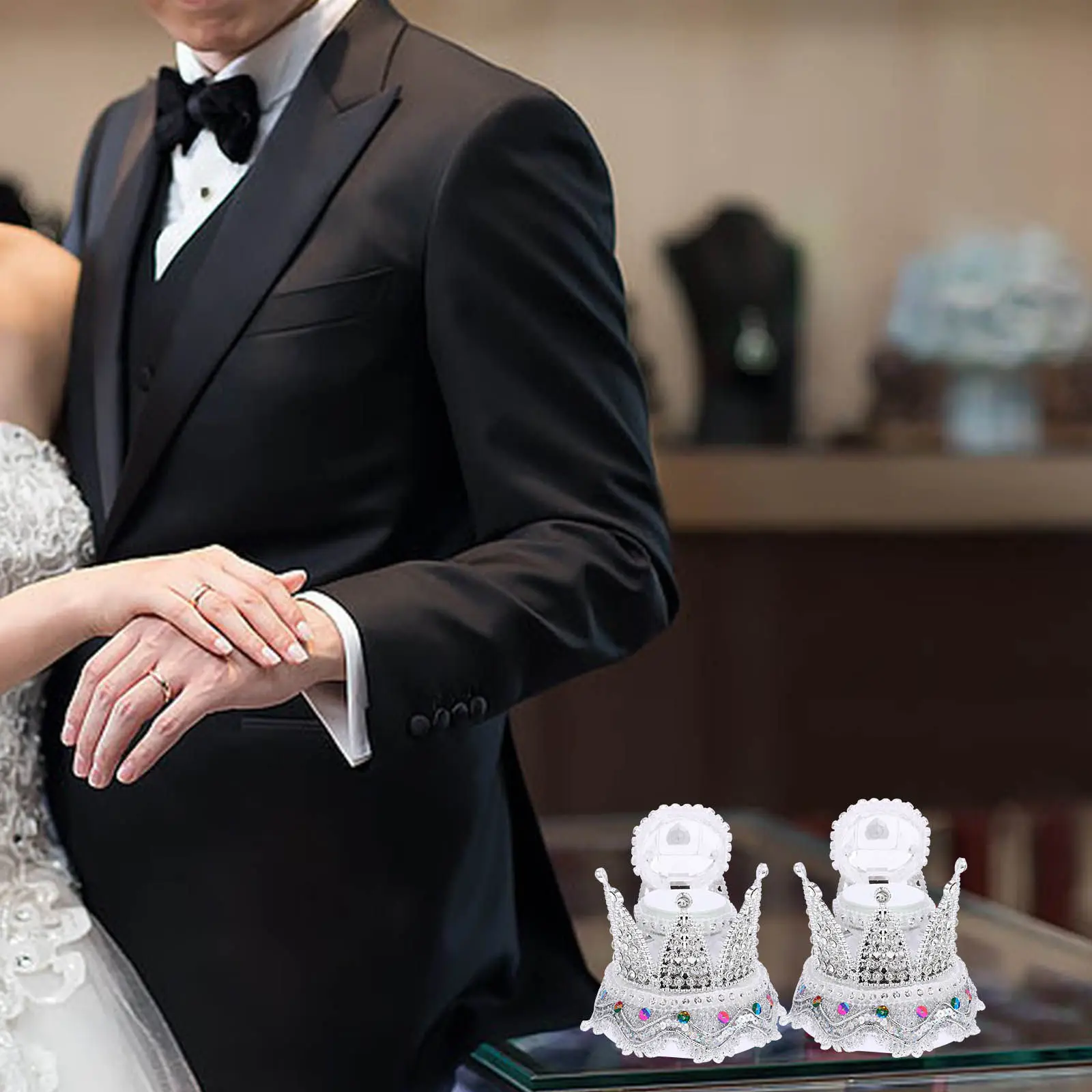 

Crown Shaped Wedding Ring Box Inlaid Rhinestone Luxury Ring Case Portable Jewelry Storage Holder for Proposal Engagement