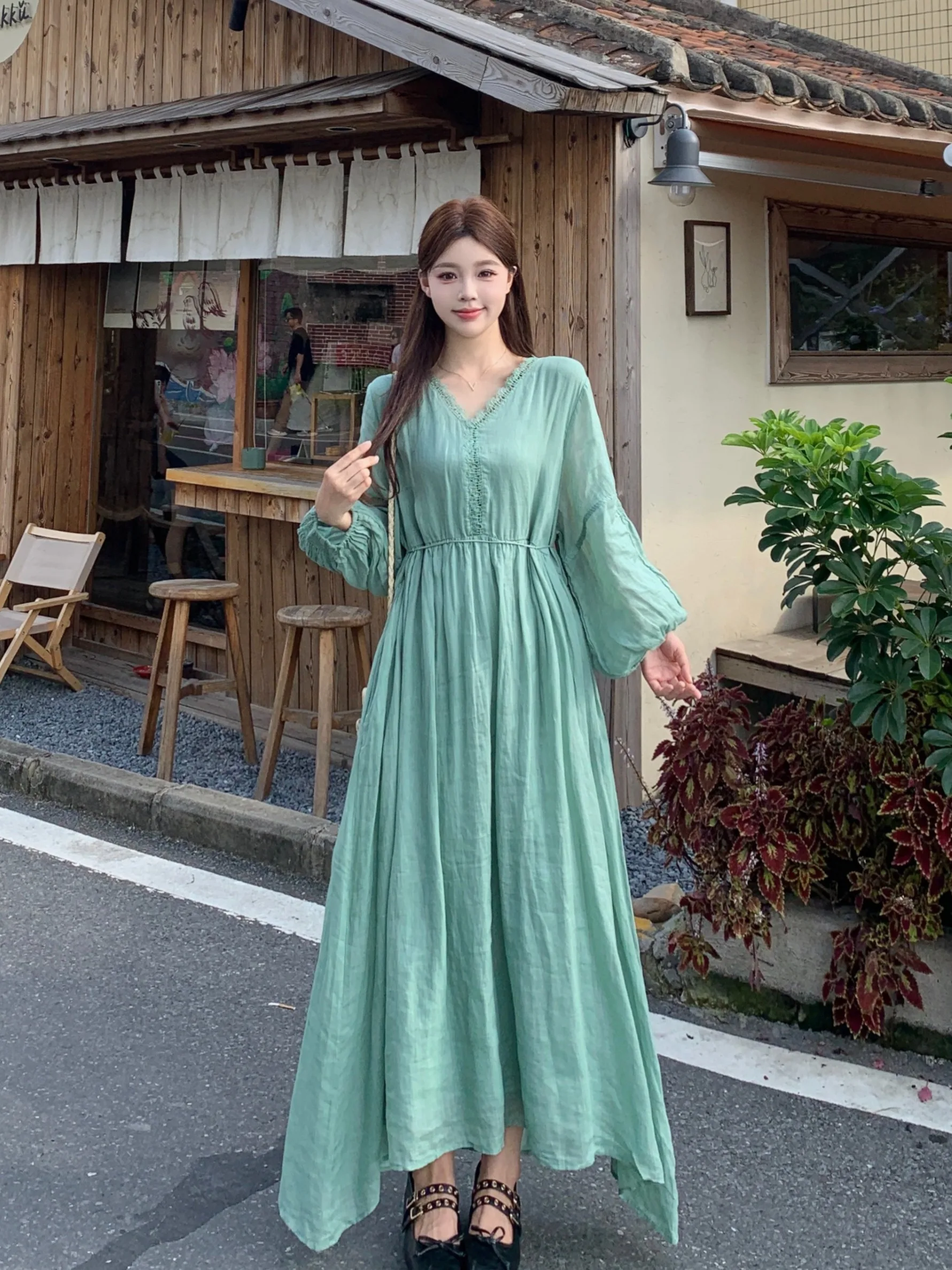 

Новое летнее женское платье больших размеров с V-образным вырезом, кружевной отделкой, рукавами-фонариками, приталенное, длинное, в корейском стиле Ciwalk