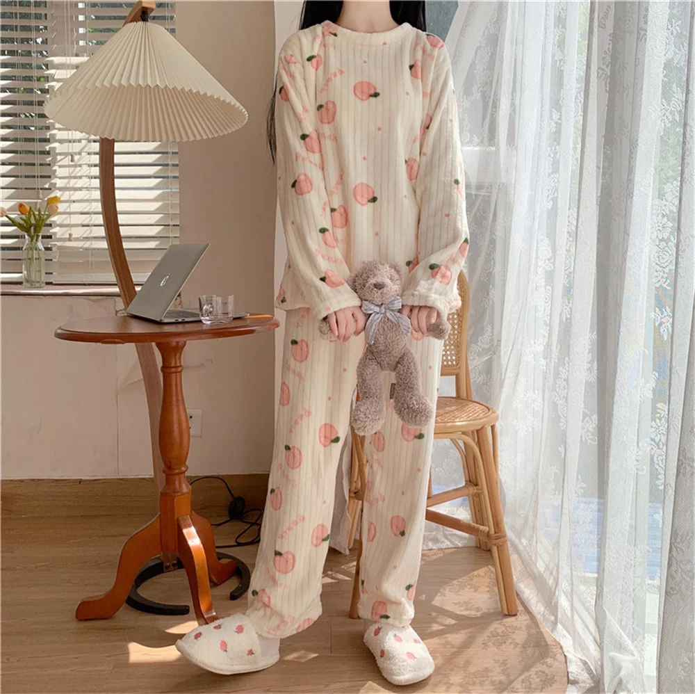 Flannel Long sleeve cartoon sleepwear suit Cozy Thick Warm Cartoon Sleepwear Suit Stylish Women\'s pyjamas set for Autumn Winter