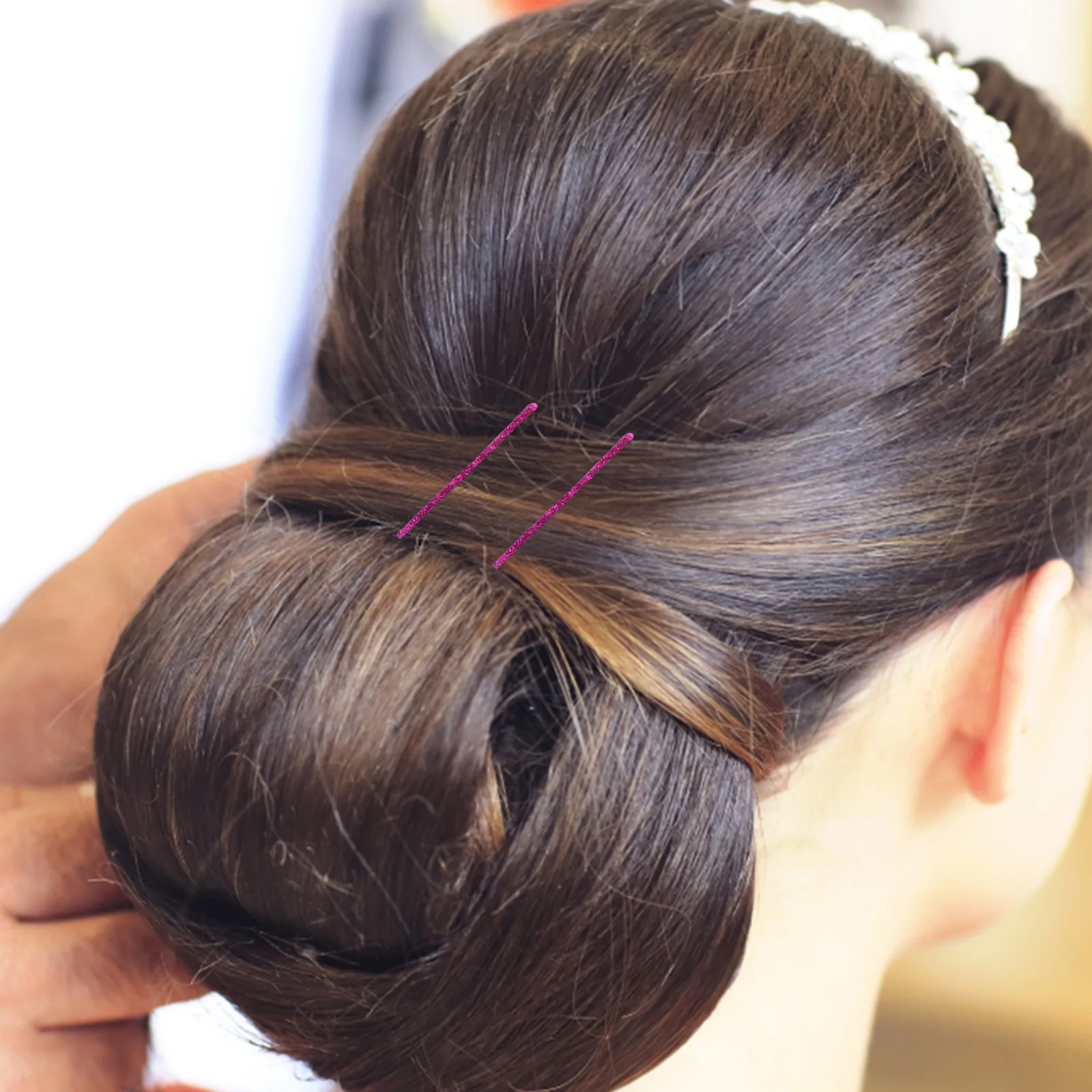 

144pcs Hair Clips Metal Colored Hairpins Lightweight Durable Stylish Bun Bobby Metal Pin Wave Design Accessories