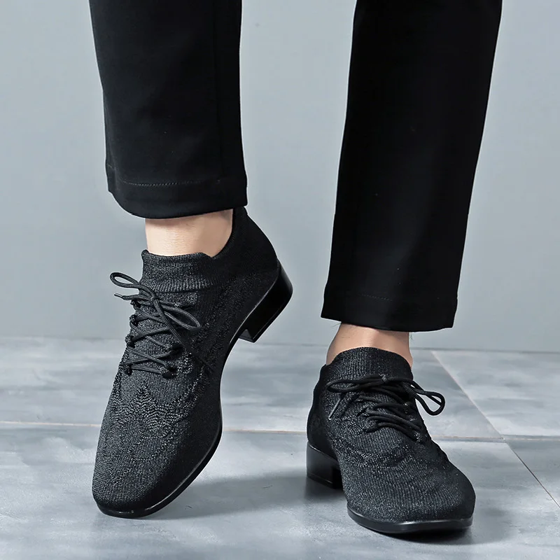 Zapatillas de deporte de Jazz modernas para hombre, zapatos profesionales de Salsa latina negra de talla grande, zapatos de baile de salón de Tango de tacón bajo