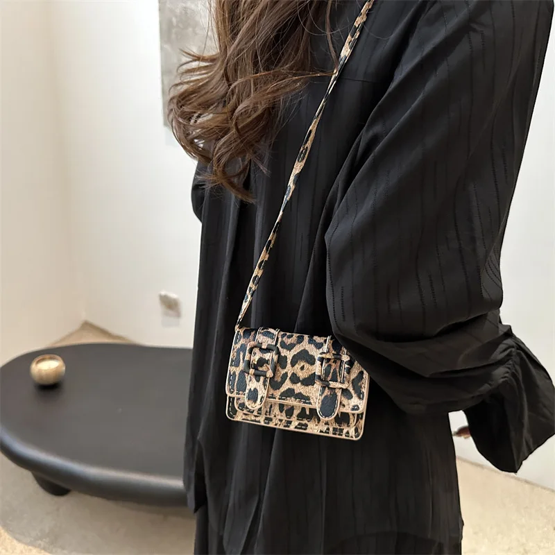 

Spicy Girl Leopard Print Crossbody Bag Women's Western Style Texture PU Leather Small Square Bag New Mini Single Shoulder Bag