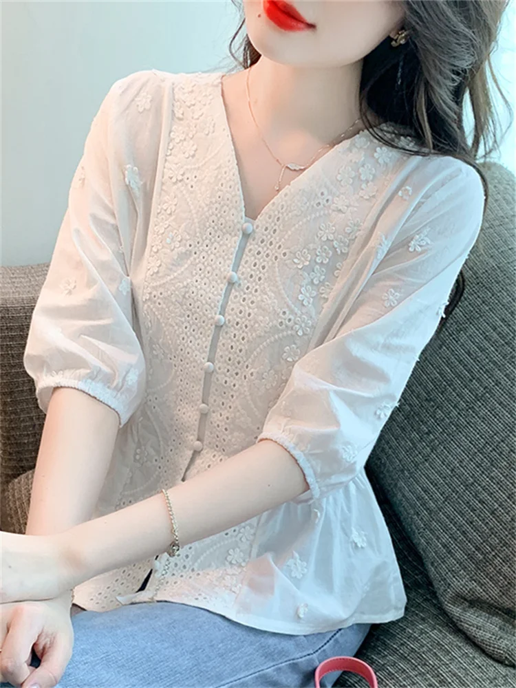 

Новая женская шифоновая блузка Ele с вышивкой и кружевной отделкой, приталенная, с V-образным вырезом, рукавом 3/4, летняя мода 2026