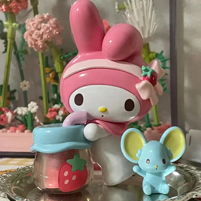 MINISO-cajas ciegas de la serie Fun de comida colorida, Kuromi figura de acción, colección de Pochacco creativo, adornos, juguetes, regalos sorpresa