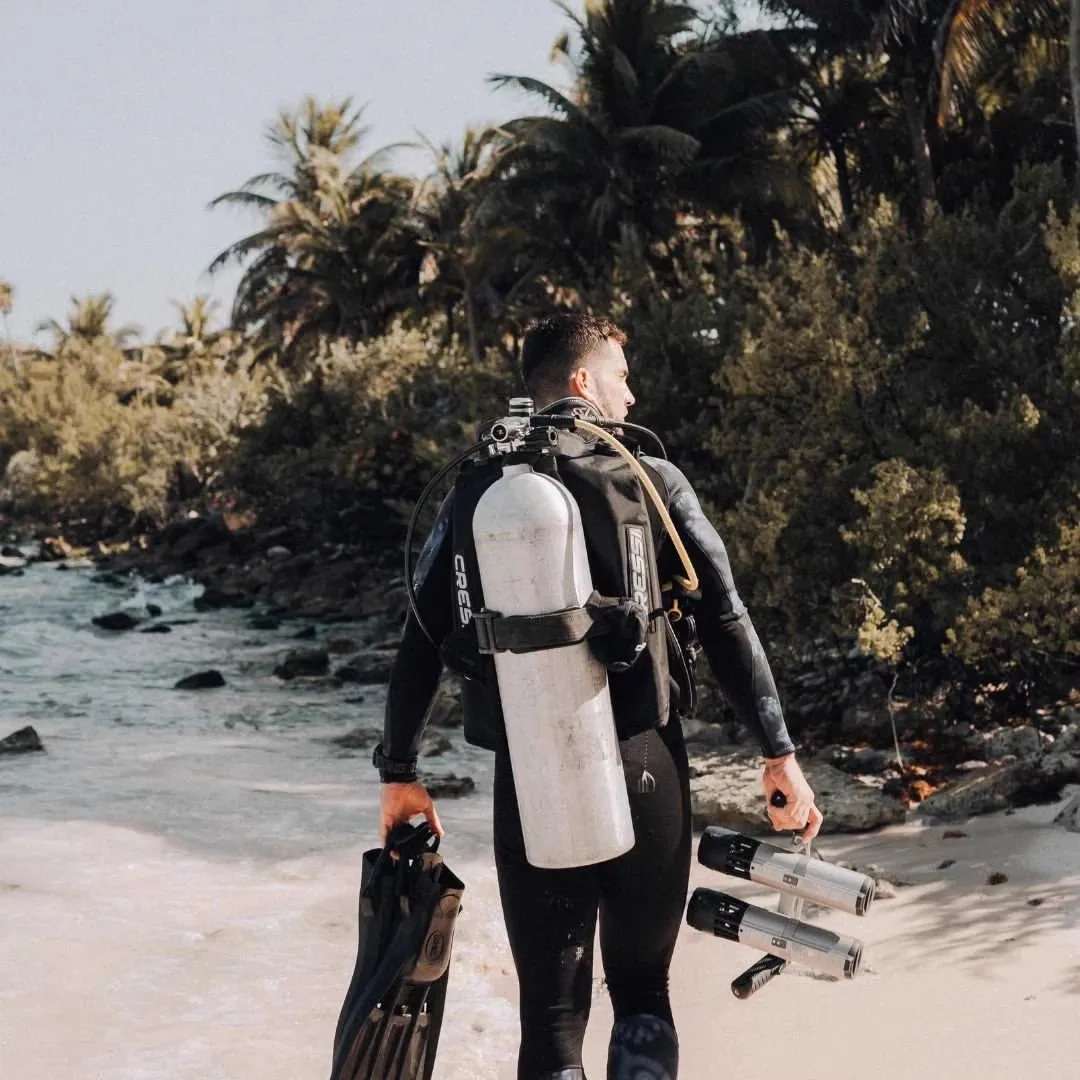 Propulsor de Buceo Eléctrico LEFEET P1 XR de Alta Calidad, Scooter Submarino, Motor Subacuático para Buceo Tecnológico