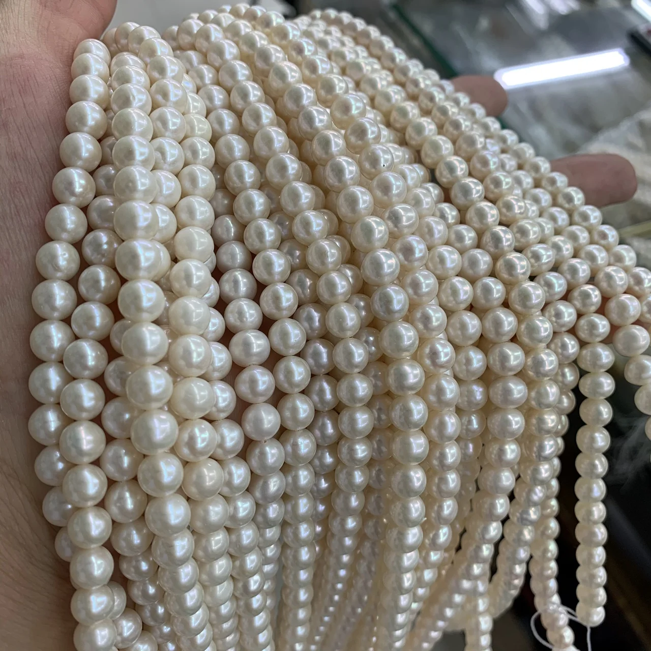 

High Quality White Cultured Natural Real Freshwater Pearl Jewelry 7-8mm Round Shaped Loose Pearl Beads