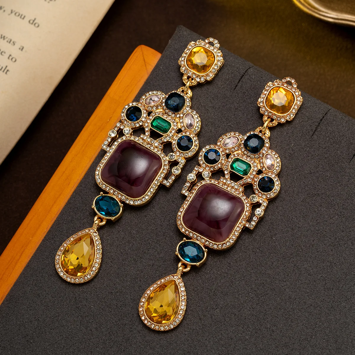 Diamond Stud Earrings - Orecchini pendenti vintage con diamanti colorati