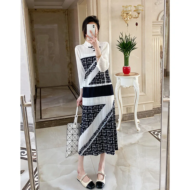 Miyake  Pleated Chinese Vintage Improved Version Qipao Dress Women's Mid Length Chinese Style Elegant Printed Long Dress