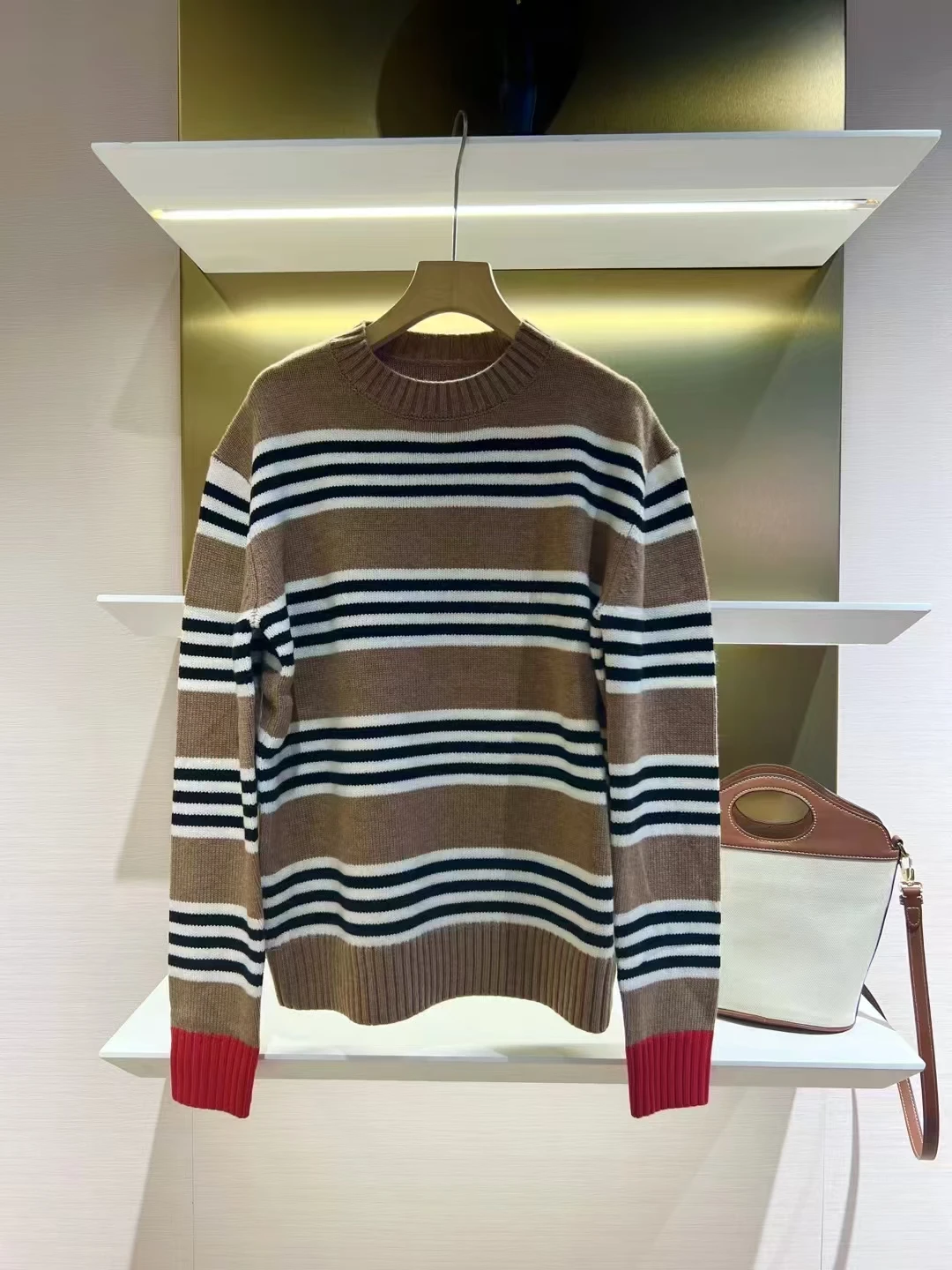 Fenggejiwo Cuff Contrast Striped Sweater Autumn/Winter New High End Sweater This Cuff Striped Knitted Hooded Sweater