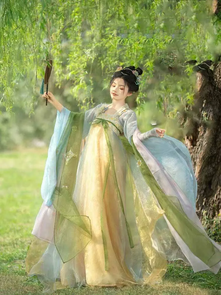 

Chinese Traditional Hanfu Outfit - Tang Style Chest-High Ruqun Dress with Gradient Shawl Fairy Costume for Halloween Hanfu Dress