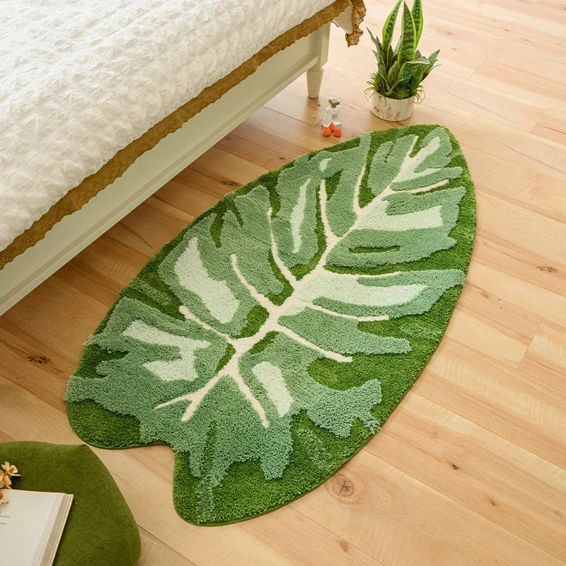 Monstera Leaf Shaped Tufted Rug Soft Imitation Cashmere Non Slip Bath Mat Green Plant Bedroom Bedside Carpet Bathroom Foot Mat