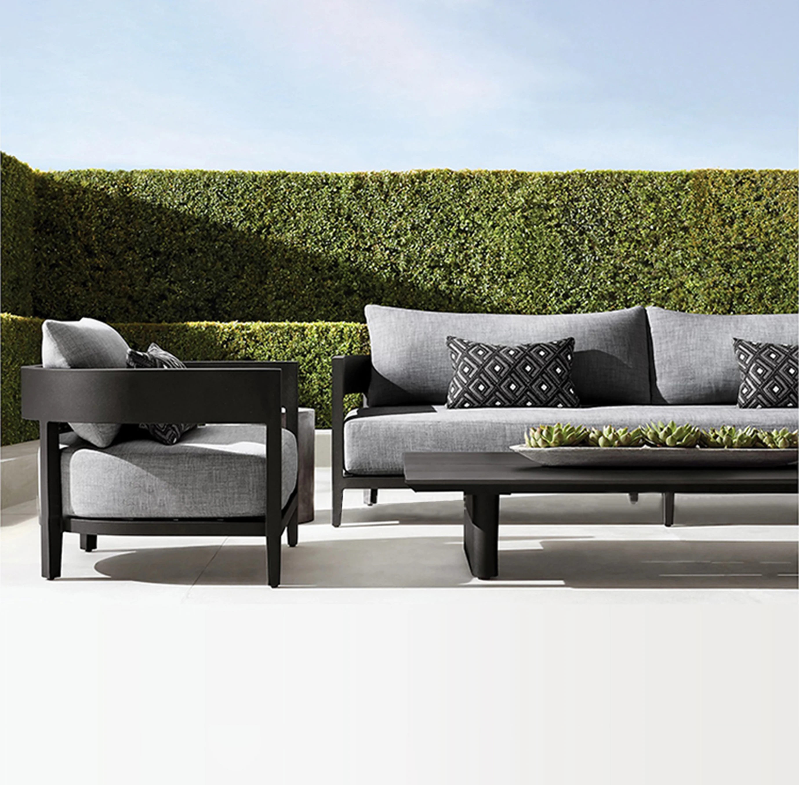 Durable Modern 4-Seater Aluminum Outdoor Sofa Set Stylish Black Powder-Coated Frame for Living Room or Hotel Patio Furniture