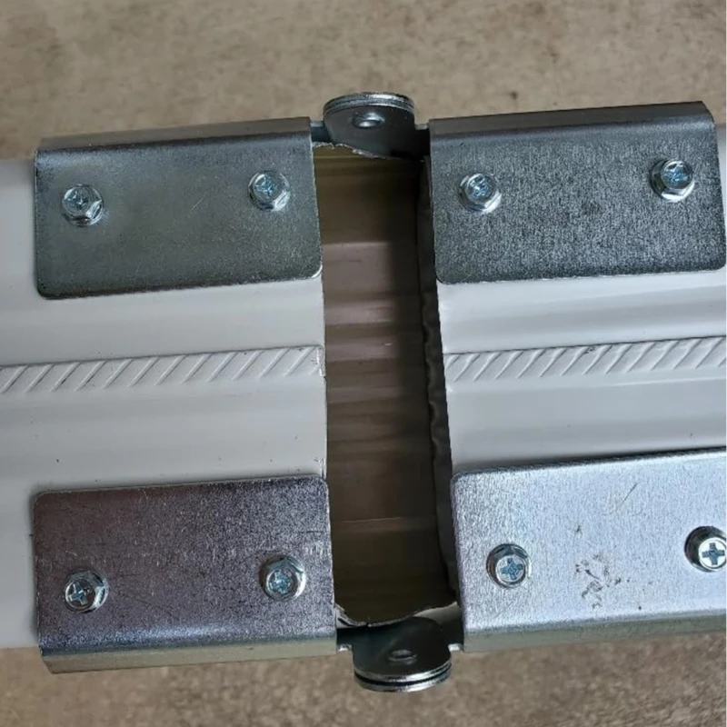 Uniwersalny zawias rynnowy spustowy regulowany zawias przedłużający rynnę wielofunkcyjny aluminiowy zestaw zawiasów rynnowych do