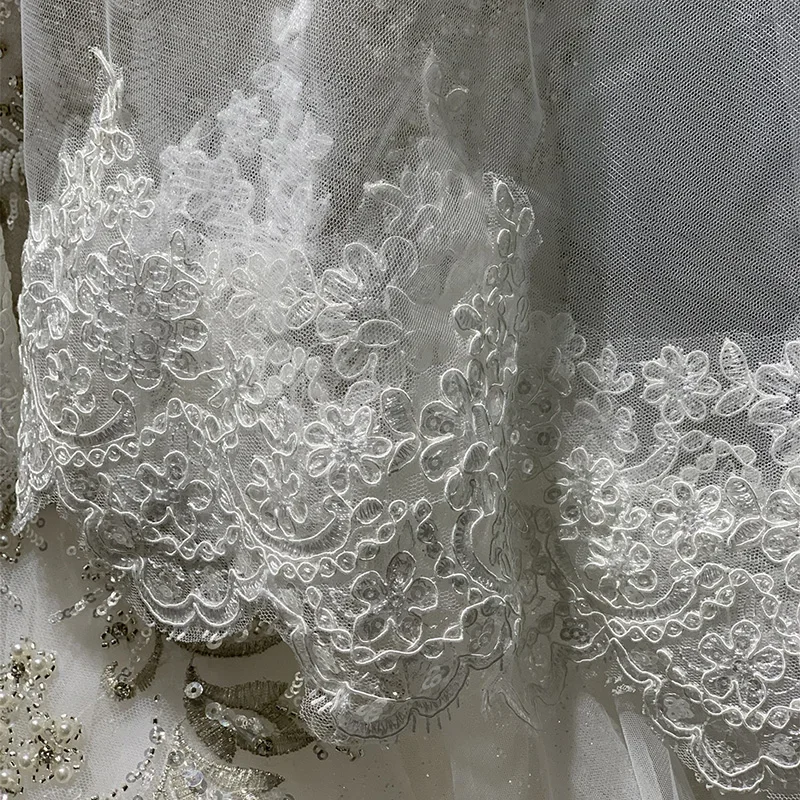 Hochzeit Zubehör Elfenbein weiß 2 Schicht kurze Braut Hochzeit Schleier Tüll Spitze Trim Mariage Schleier Kamm