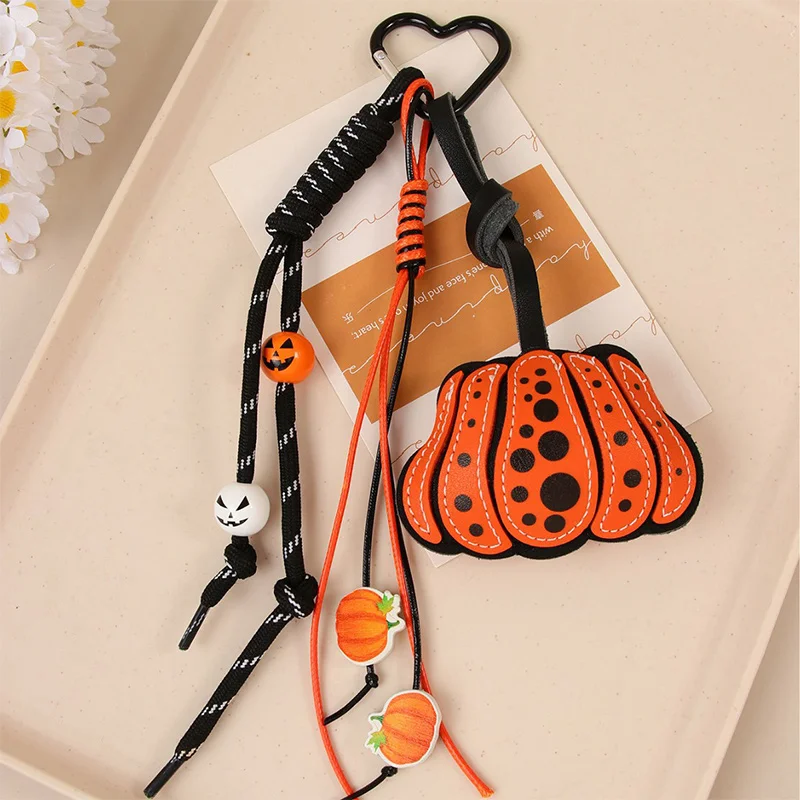 

Creative Halloween Pumpkin Pendant Fashion Leather Pumpkin Bag Pendant High-quality Knitted Keychain Pendant New Versatile Gifts