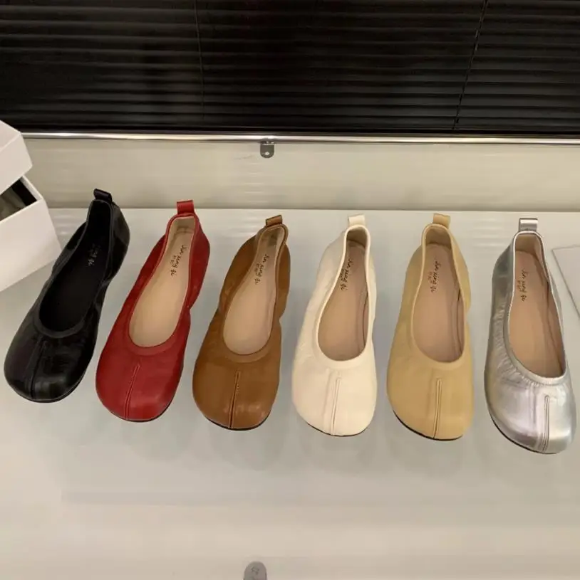 

2026 Summer Red Yellow New Women Flat Shoes Fashion Candy Color Ladies Round Toe Shallow Slip On Ballet Flats Soft Ballerinas