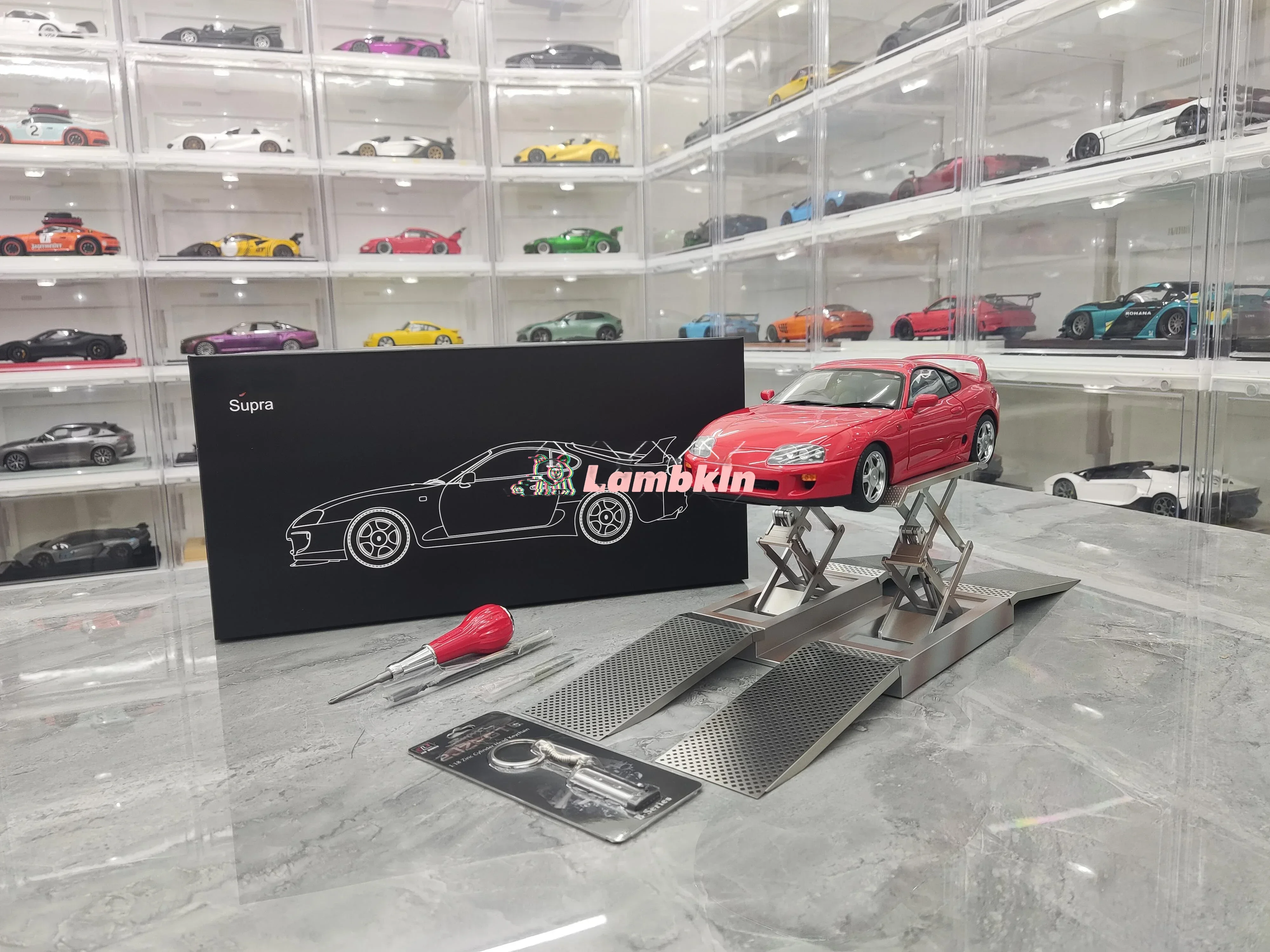 brand new rare LCD 1:18 For Supra A80 King Bull car model Simulation Alloy Metal Collectible Ornaments Christmas gifts