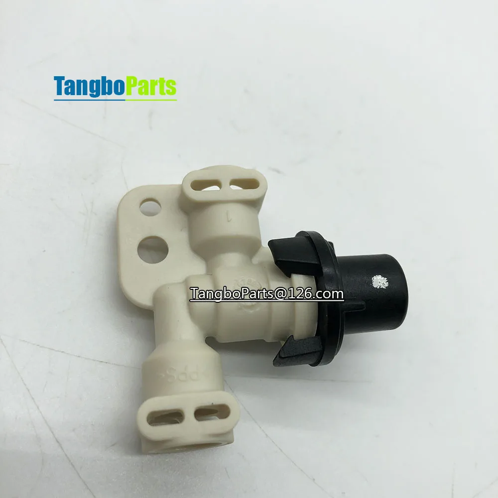 1Pcs Coffee Machine Parts 2-Way Adapter Quick Connection Connector Accumulator Valve For Kalerm JURA Espresso Machine