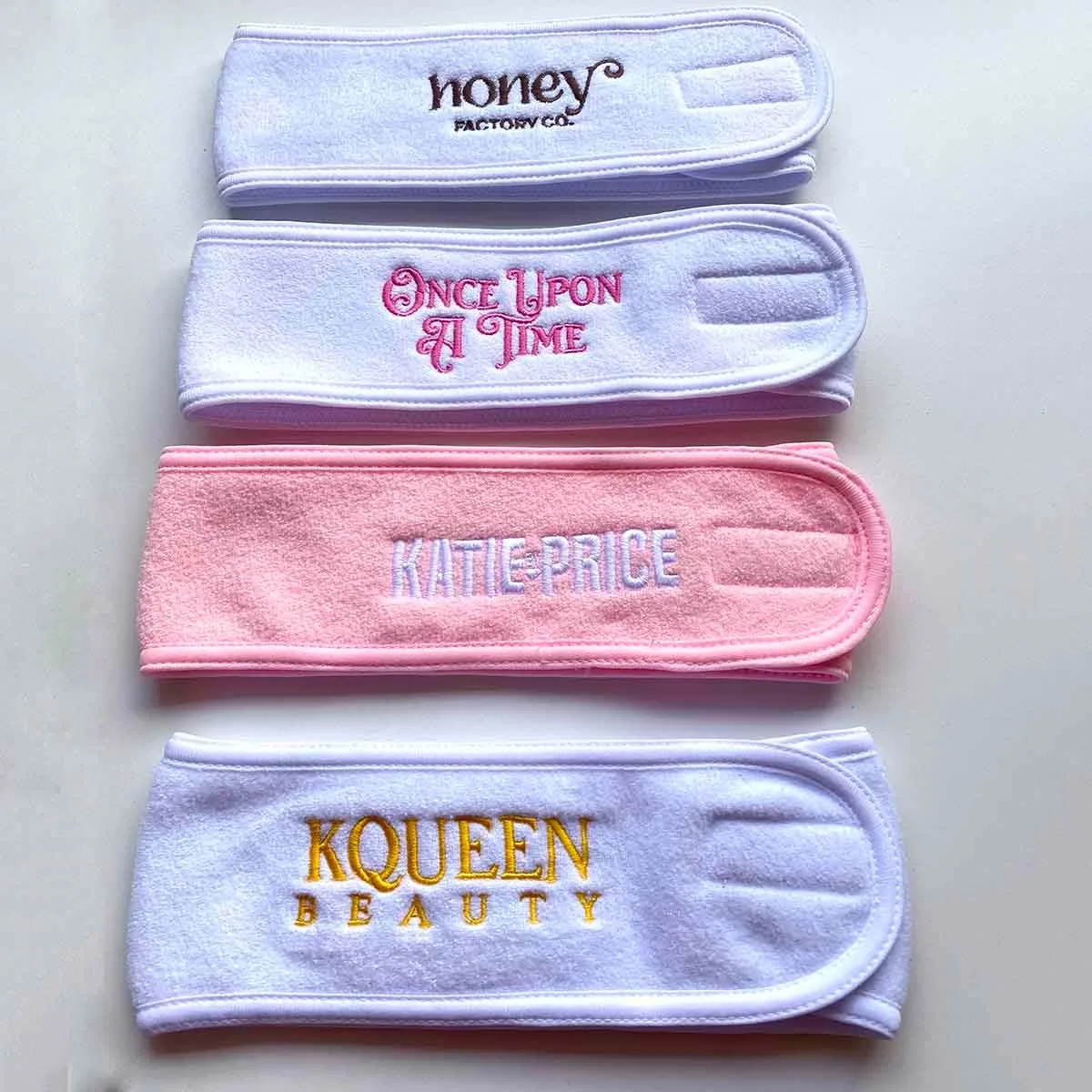 50pcs Custom Logo Adjustable Stretch Yoga Make up Wrap Embroidered Headbands Face Wash Hairband Terry Spa Headband for Women