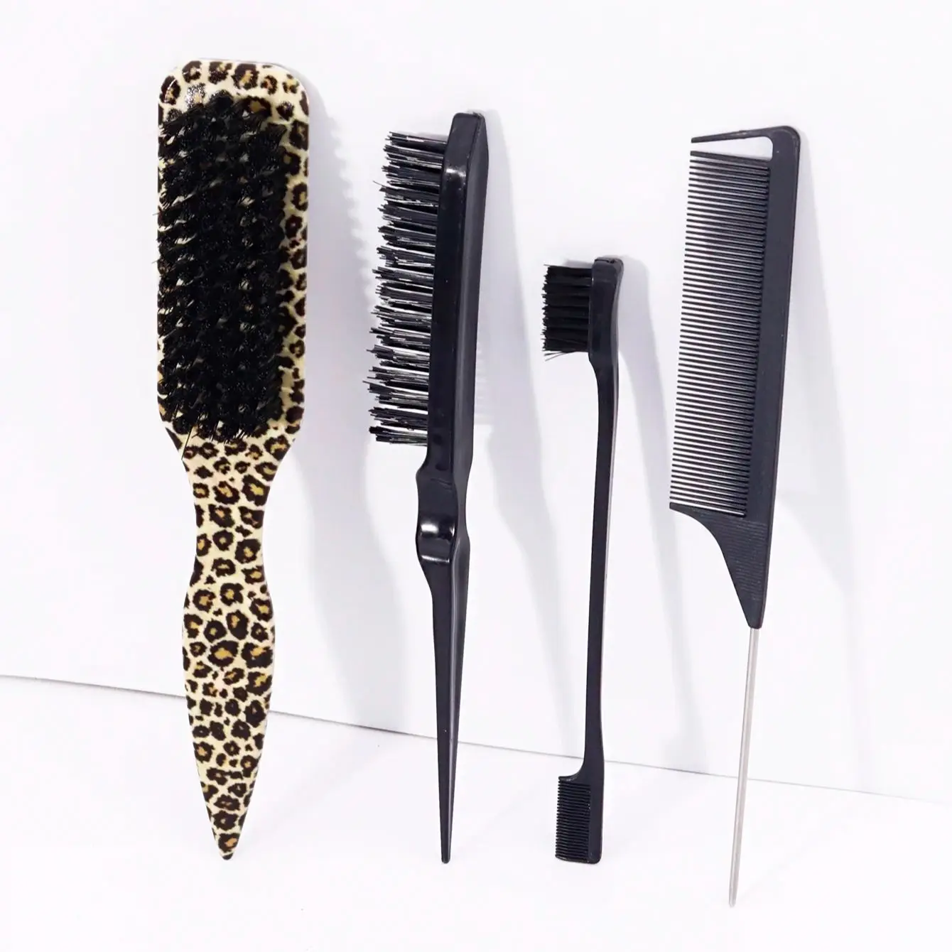 

4pcs set of pointed tail brush combs, anti-static, nylon bristles, used for smoothing hair Special for Real Hair Wigs