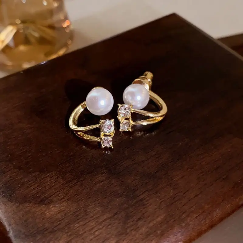French Zirconia Earrings Fashionable Artificial Pearl Temperament Earrings Simple High-End Accessories For Women