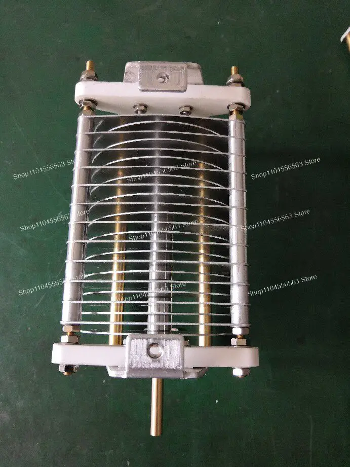Air  variable  capacitor      150P