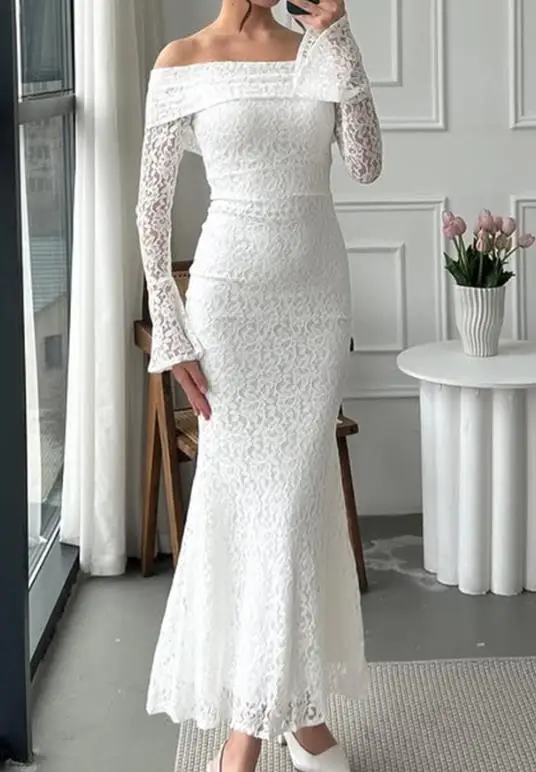 

Temperament Style Lace Long Sleeved Dress, Women's Dress, Autumn/winter 2025