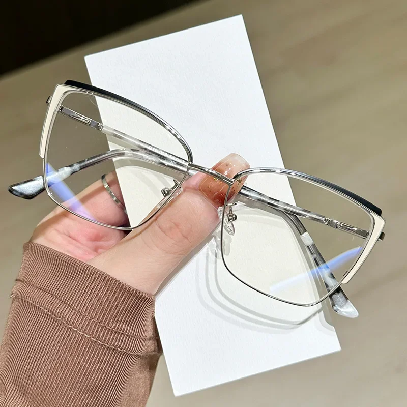 

2025 New Round Frame Flat Light Glasses for Women's Anti Blue Light Computer Optical Spectacle Fashion Decorative Gafas