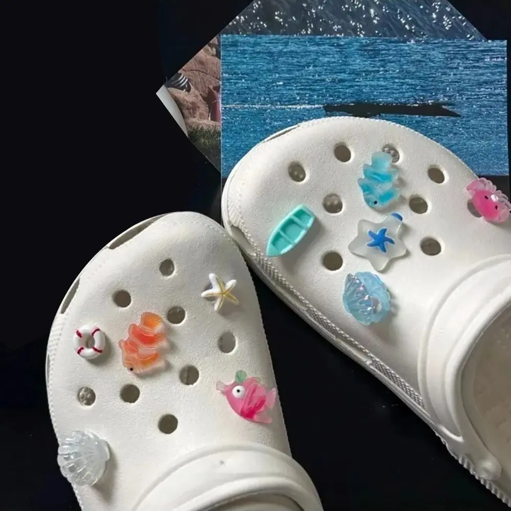 10 個シェル海洋動物靴チャーム取り外し可能な取り外し可能な靴の装飾クリップバックル DIY 穴あき靴アクセサリー
