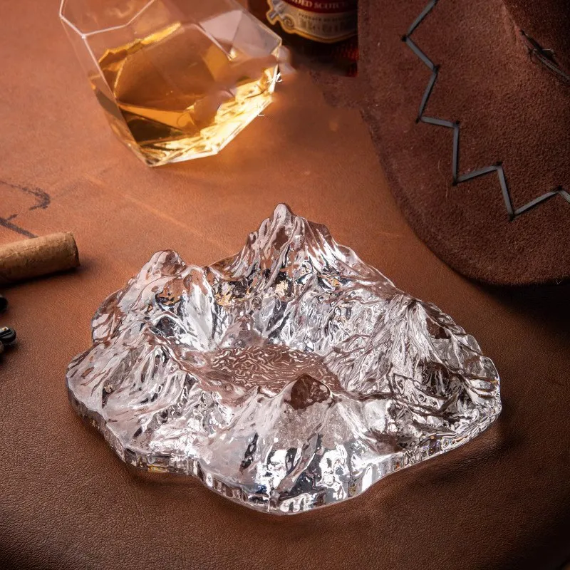 Light luxury high-end crystal glass ashtray living room home, creative office creativity