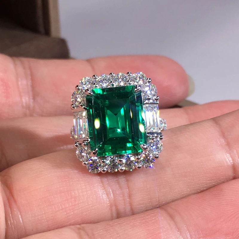 Huitan Big Green Cubic Zirconia Women Rings for Wedding Engagement Gorgeous Finger Accessories Anniversary Gift Fashion Jewelry