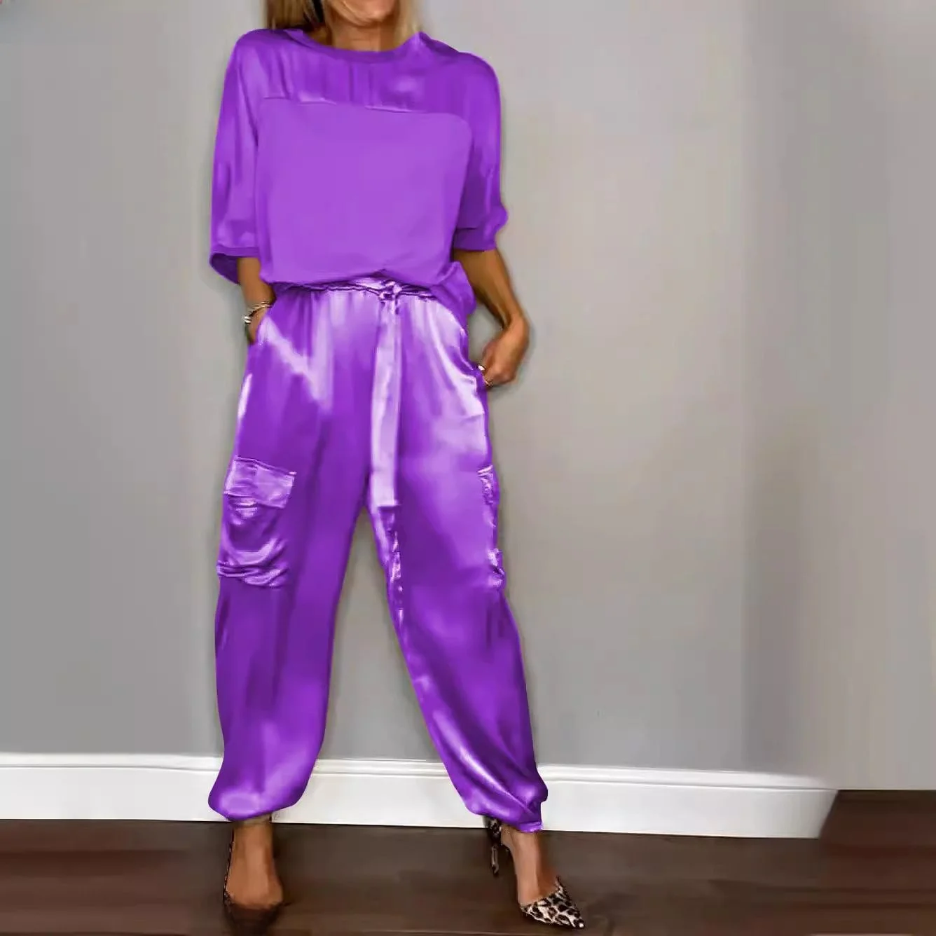 

Smooth Satin Women's Fashion Top Bottom Set Half Sleeve High Waist Seven Nine Pants Polyester Spring 2024 Independent Station
