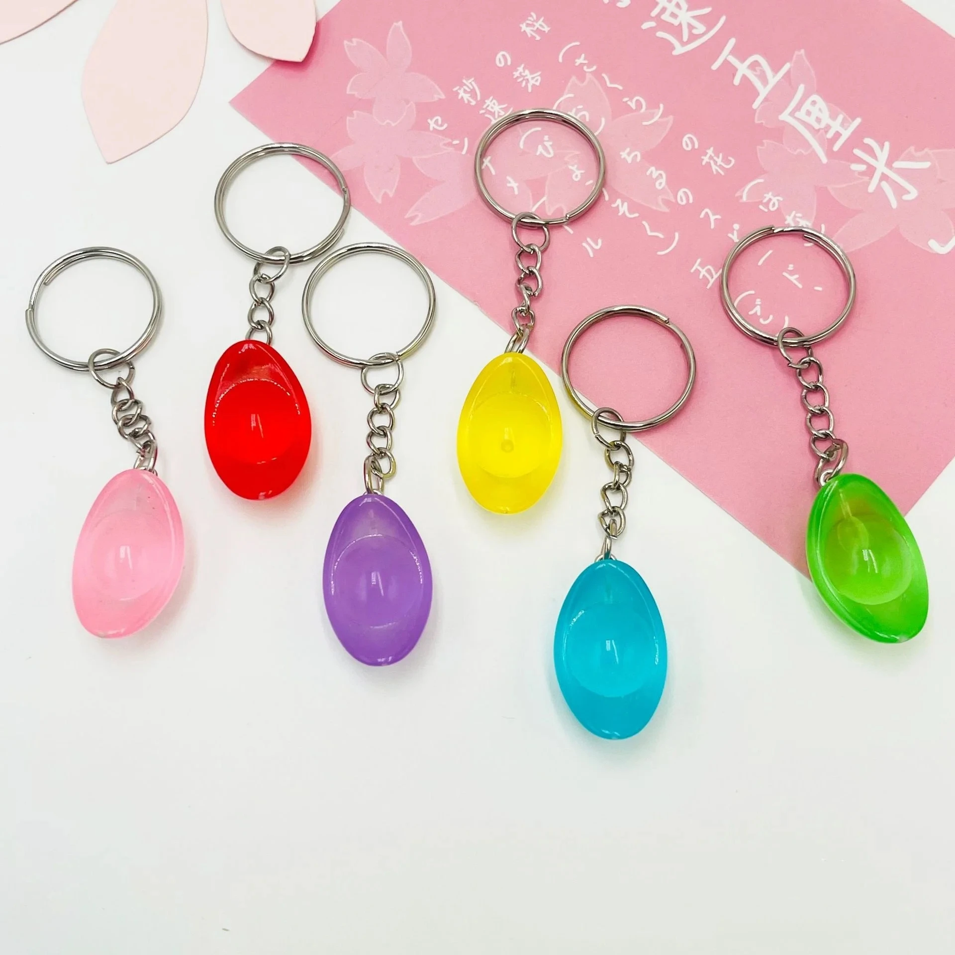 1PCS Simulation lollipop keychain transparent luminous resin accessories candy bag ornaments creative gifts spot. Random color