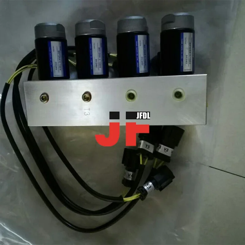 Excavator Parts 201-60-72100 PC70-7 Excavator Solenoid Valve Part