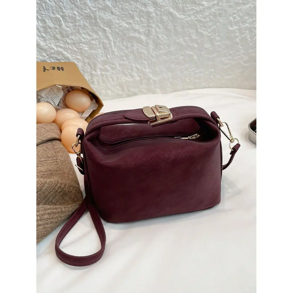 

Mini Burgundy BoxShaped PU Adjustable Shoulder Strap Crossbody Bag With Zipper, Vintage Style Womens Handbag For Daily Use, Dat
