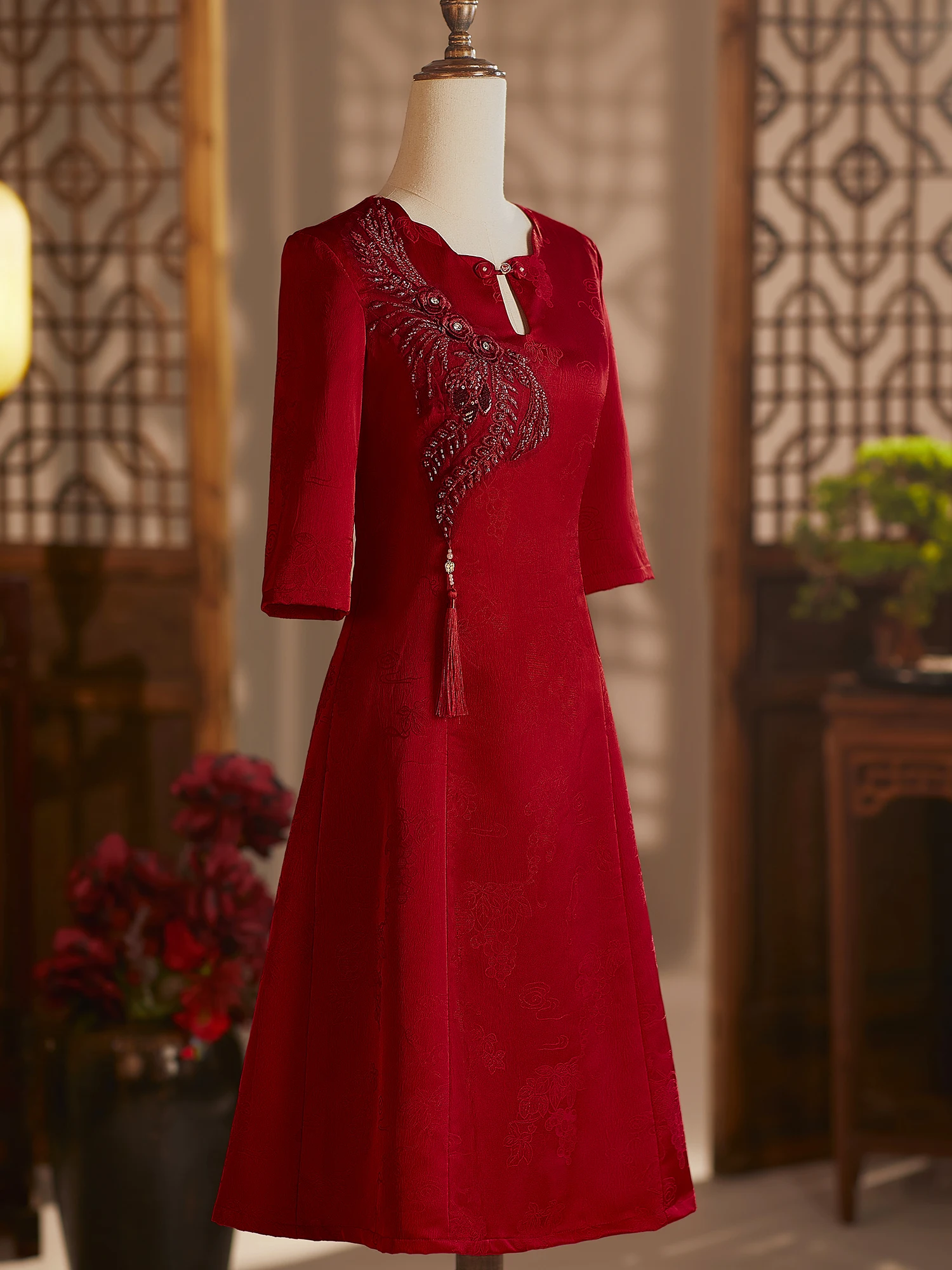 

Ele Mid-Length Wedding Dr for Mothers of the Bride Autumn Winter Wedding Gown Mommy's Celebration Attire