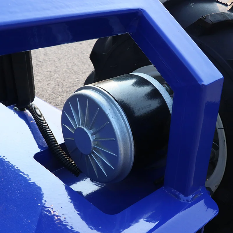 Maßgeschneiderter selbstfahrender Rasenmäher für den Garten, vollautomatischer Unkrautjäter, Rasenmäher, Raupen-Rasenmäher mit Fernbedienung