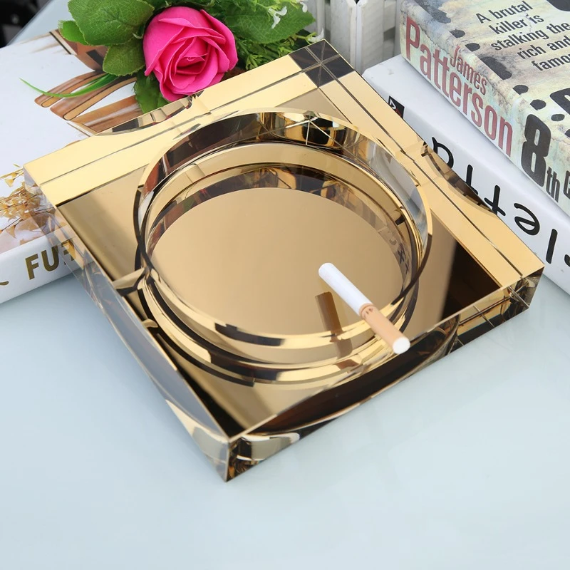 

Personalized Gift Smoking Accessories Crystal Glass Ashtray Portable Ash Tray Ashtray Cigar Holder Garden Outdoor Ashtray