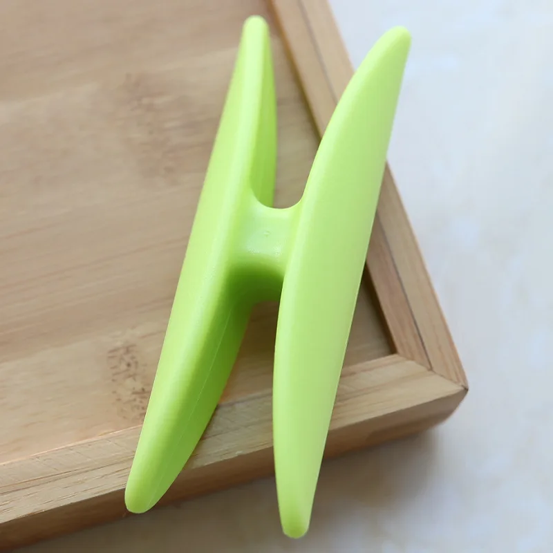 

1pcsPortable Vegetable Picke, Multifunctional Plastic Bag & Shopping Bag Picker, Lightweight Labor-Saving Hand Grabber Tool for Garden Picking, Grocery Shopping, Daily Household Use