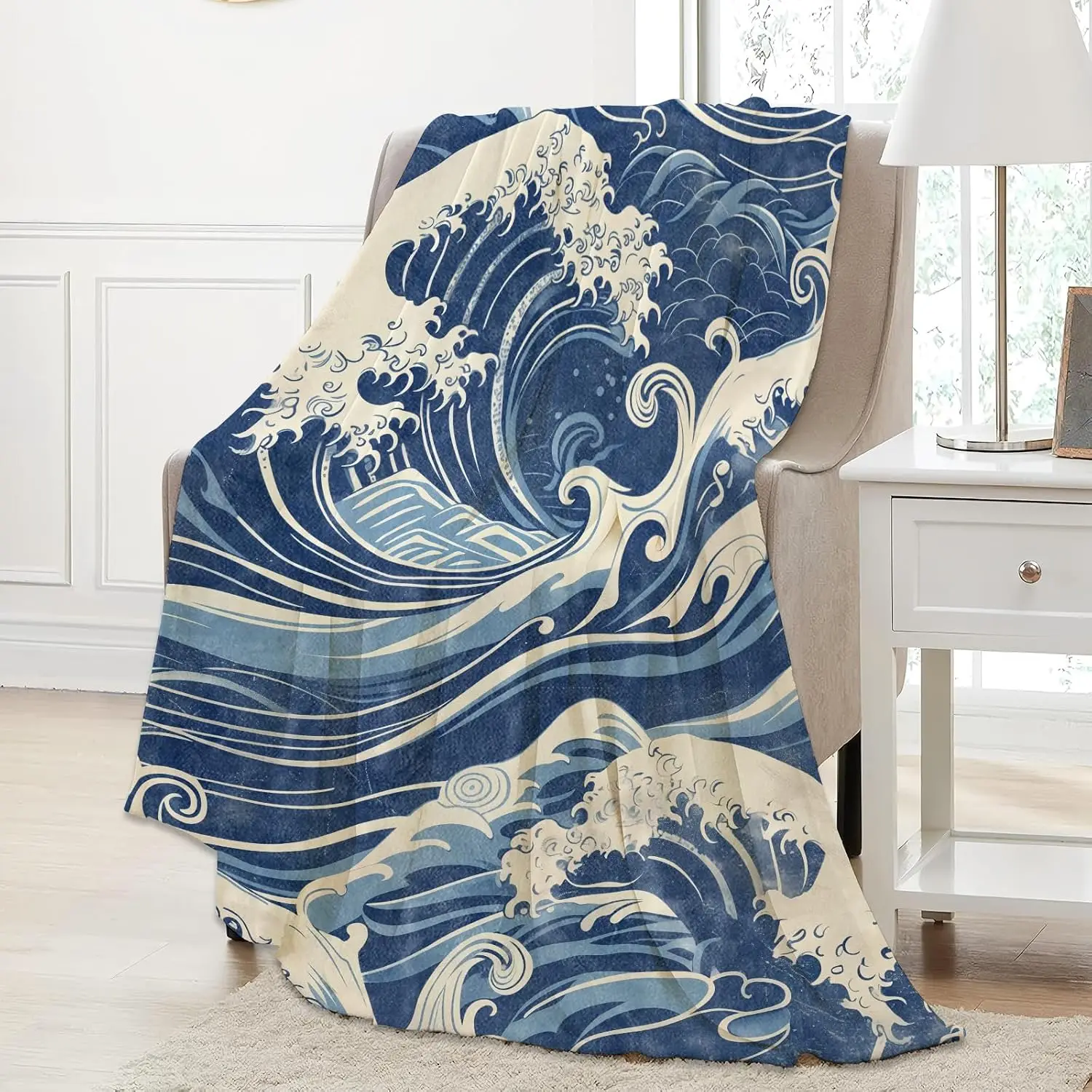 Vintage Blue White Ukiyo-e Ocean Wave Retro Pattern Flannel Blanket for Bedroom Sofa Camping Indoor Daily Warm Home Decoration