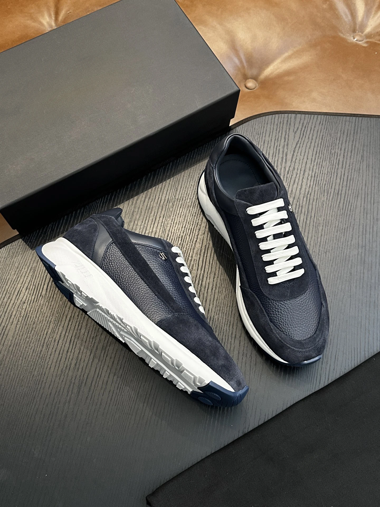 

BLLIYOSS 2026 Men Shoes Calf leather stitching leather Sports comfort high-quality outdoors Men European OLD MONEY newly rich