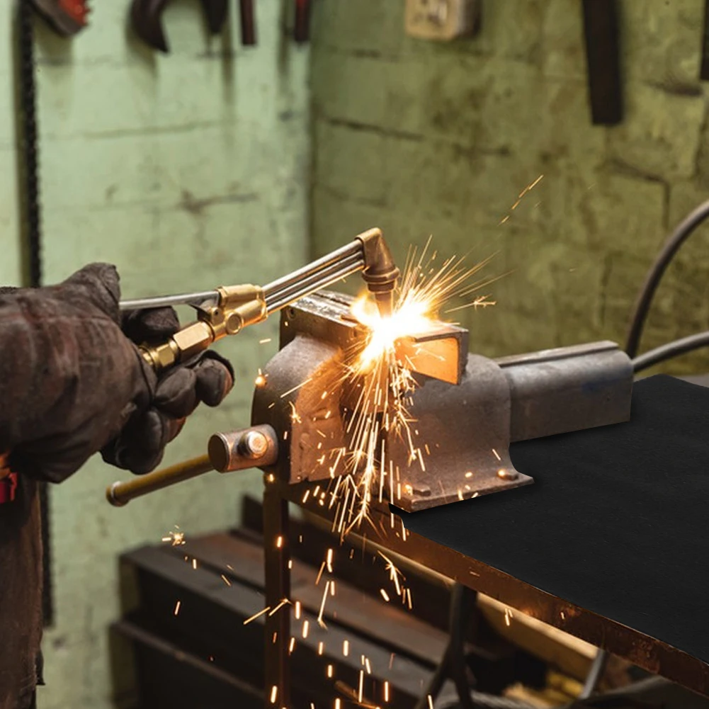 Fireproof Welding Blanket Up To 1800°F Carbon Felt Fire Resistant Mat Heat Shield & Insulation Pad for Torch Solder Plumbers