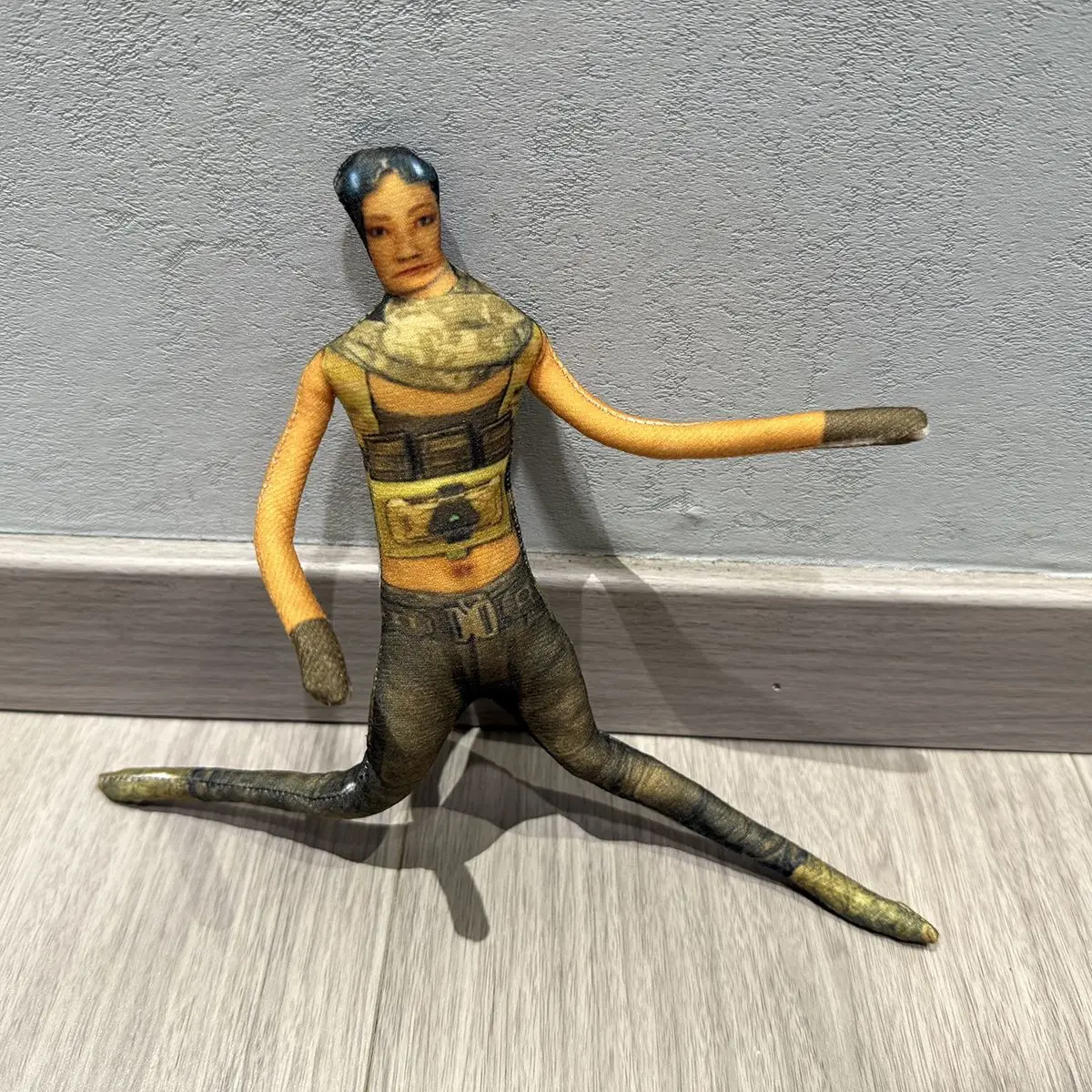 لعبة دلتا فورس هاككلو زويا بانشينكوفا تأثيري دمية مجردة الملتوية الشكل أفخم محشوة القطن الدمى غرفة الديكور