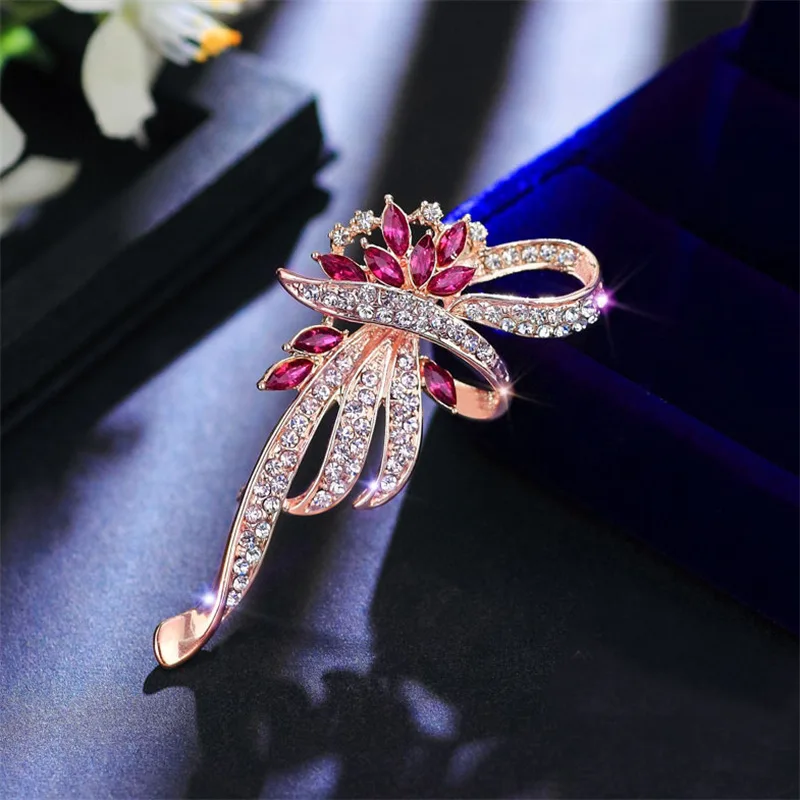 High-end Graceful Retro Palace Opal Flower Brooch Lady Temperament Personality Rhinestone Badge Pin 2024 New Style Breastpin