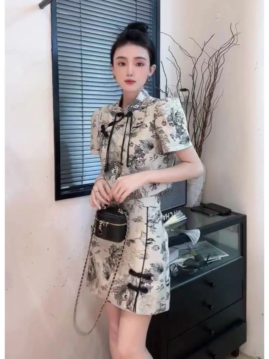 nouvel-ensemble-de-mode-nationale-chinoise-pour-femme-taille-petite-motif-peinture-a-l'encre-texture-de-haute-qualite