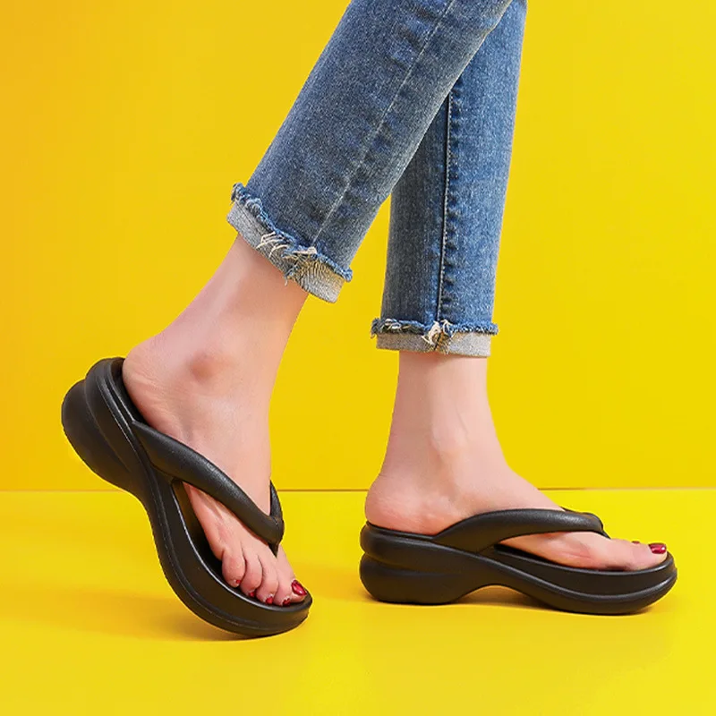 2023 sola grossa cunhas flip flops para mulheres verão clip toe sandálias plataforma mulher não deslizamento chinelos de praia ao ar livre slides